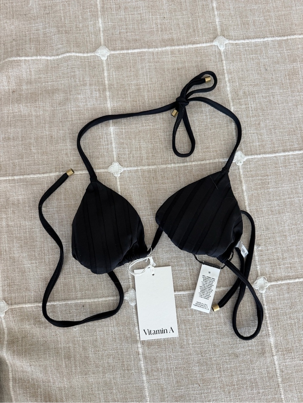 VITAMIN A TRIANGLE TOP BLACK RIB M
